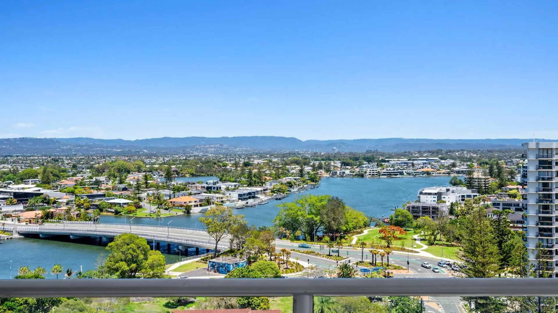 Artique - Hosted By Coastal Letting Apartment Gold Coast Australia