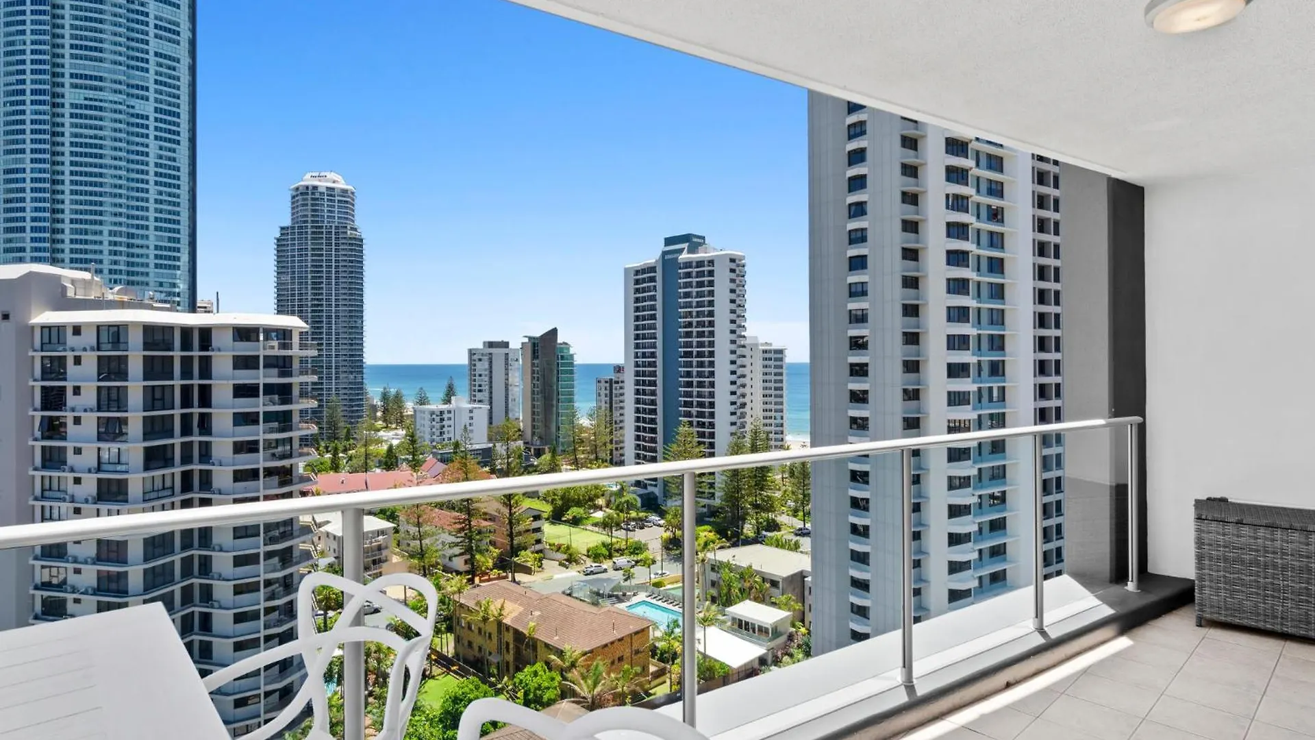 Artique - Hosted By Coastal Letting Apartment Gold Coast